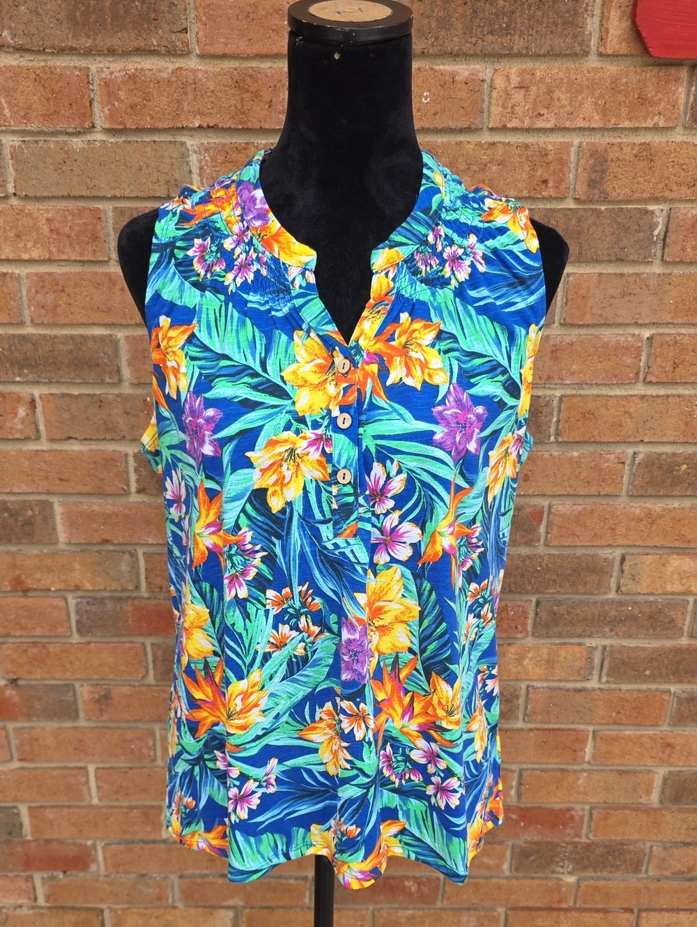 Caribbean Joe Blue Tropical Floral Button-Front Camisole